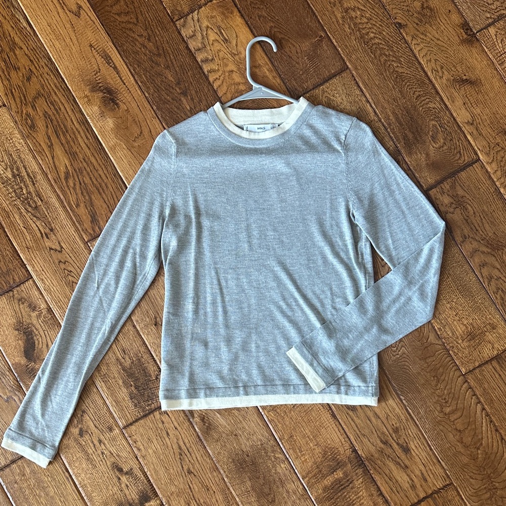 Mango Fine Knit Gray Sweater with Contrasting Trim